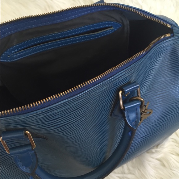 🎁SOLD🎁Louis Vuitton Speedy Epi 35 - Picture 6 of 8